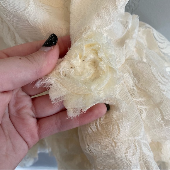 CUDDLE COUTURE LACE BABY DRESS - Picture 3 of 7